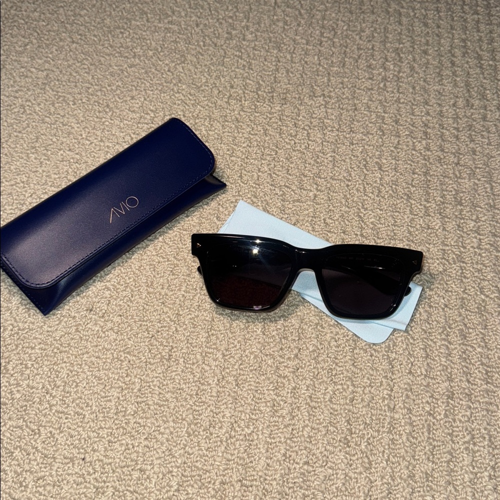 NEW! Avio Sunglasses & Case